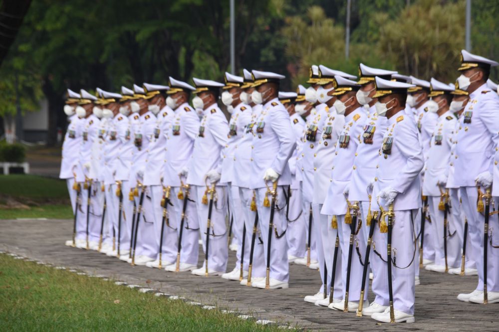 Upacara HUT TNI ke-77