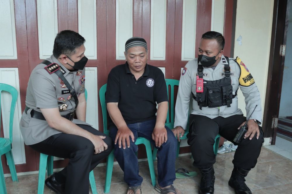 Kapolresta Malang silaturahmi ke rumah korban peristiwa Kanjuruhan