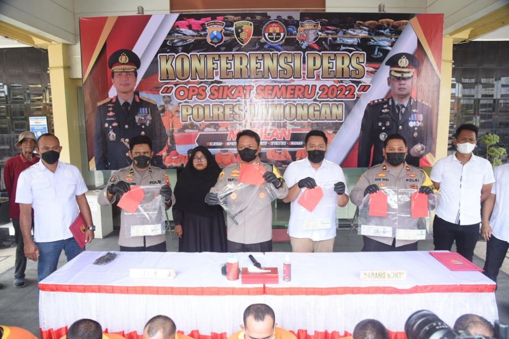 Polres Lamongan amankan tersangka beserta barang buktinya