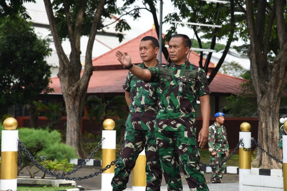 Dankodiklatal Letjen TNI Marinir Suhartono