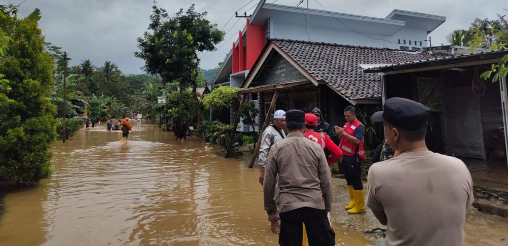Bencana banjir di Sumber Manjing Wetan Malang