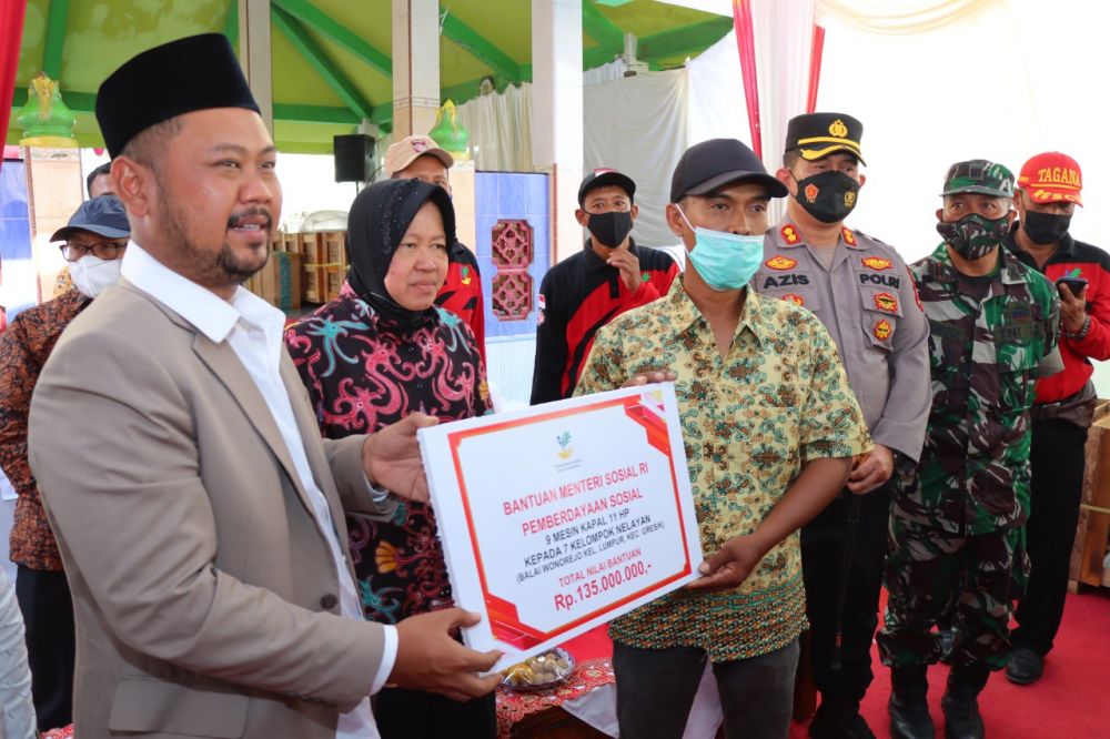 Kapolres Bersama Forkopimda Gresik Sambut Kedatangan Mensos RI di Balai Purbo