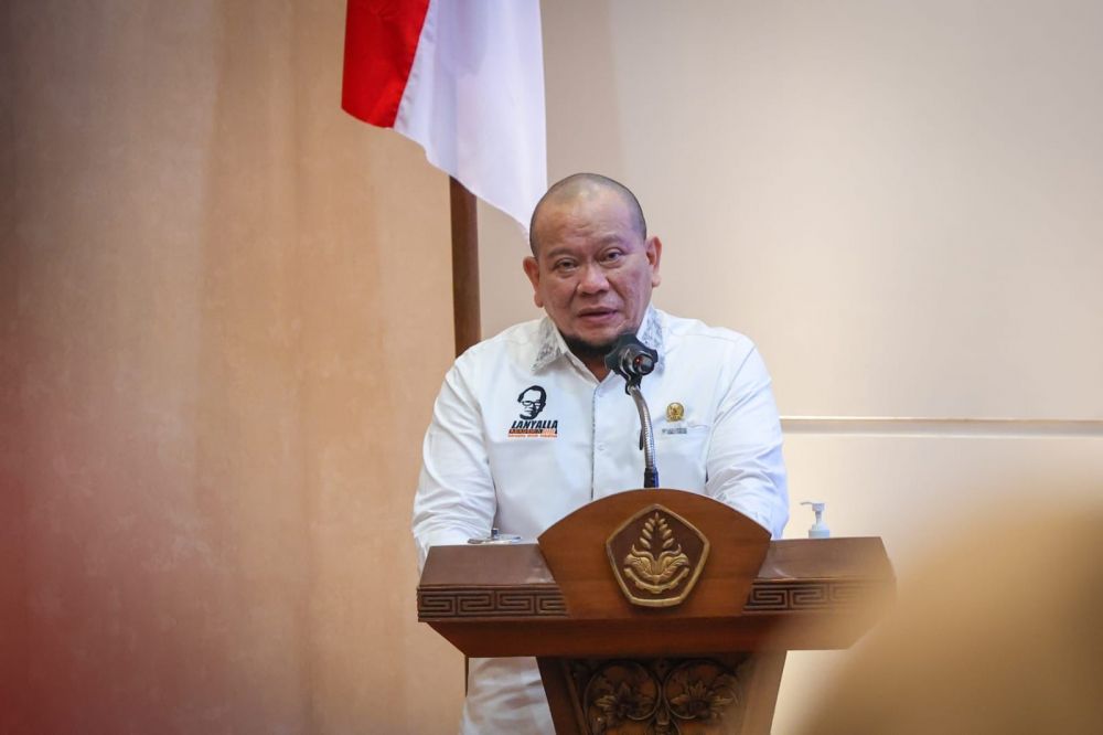 Ketua DPD RI Jelaskan Beda Konsep Ekonomi Pancasila dan Kapitalis ke Mahasiswa Polije