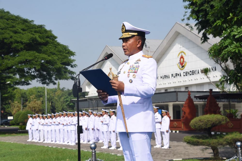 Dankodiklatal Letjen TNI Marinir Suhartono 