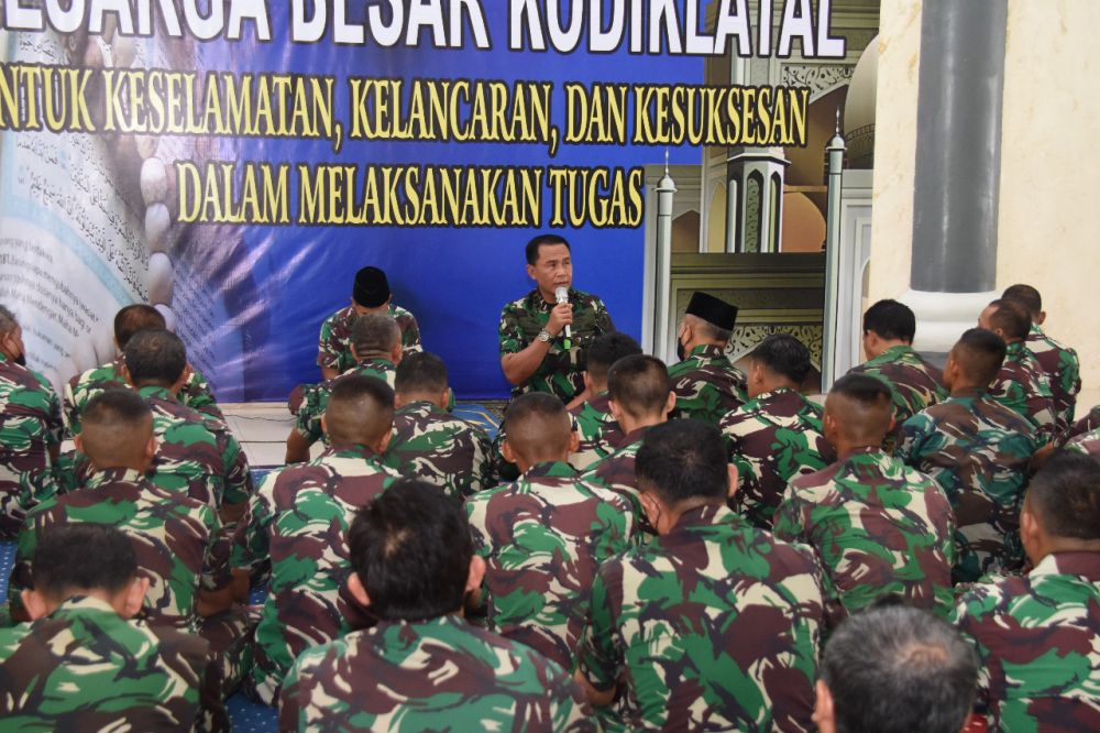 Dankodiklatal Letjen TNI Marinir Suhartono gelar doa bersama