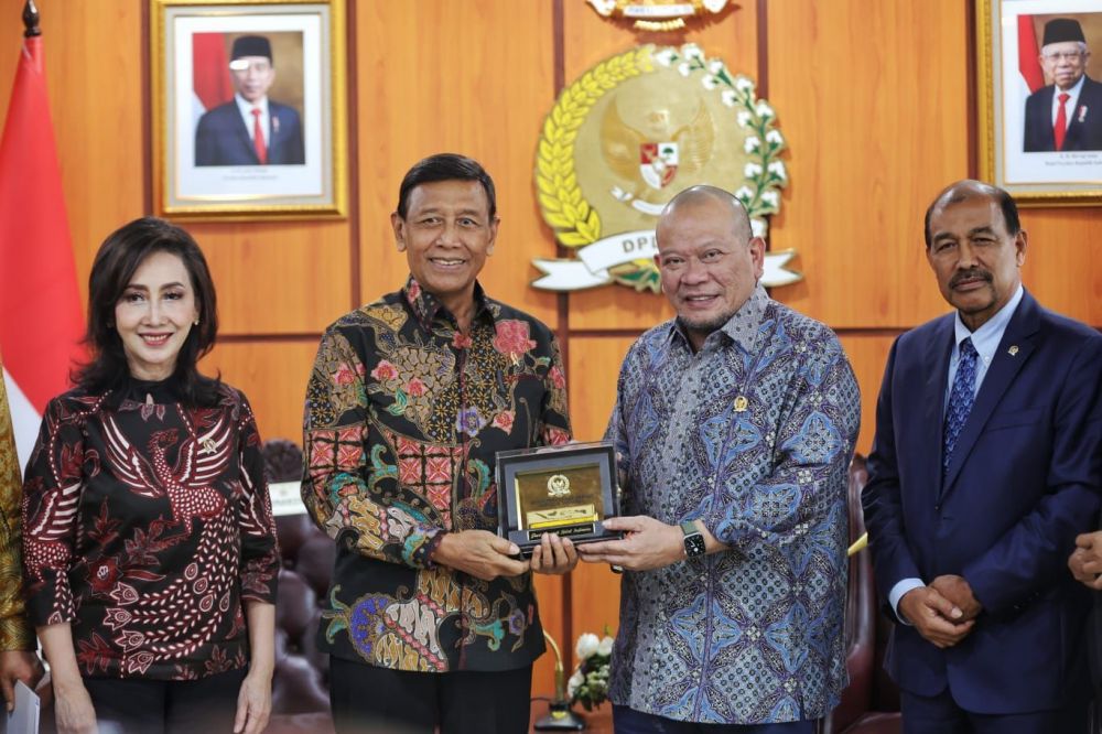 Ketua DPD RI AA LaNyalla Mahmud Mattalitti bersama Wantimpres bahas terkait kebangsaan