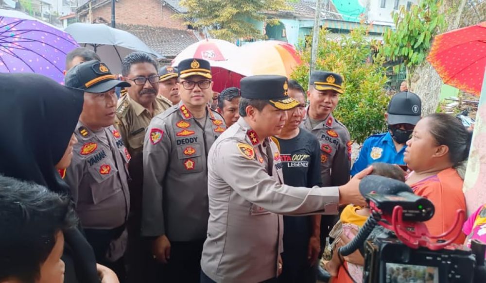 Kapolda Jatim Irjen Pol Dr. Toni Harmanto saat kunjungan ke Banyuwangi