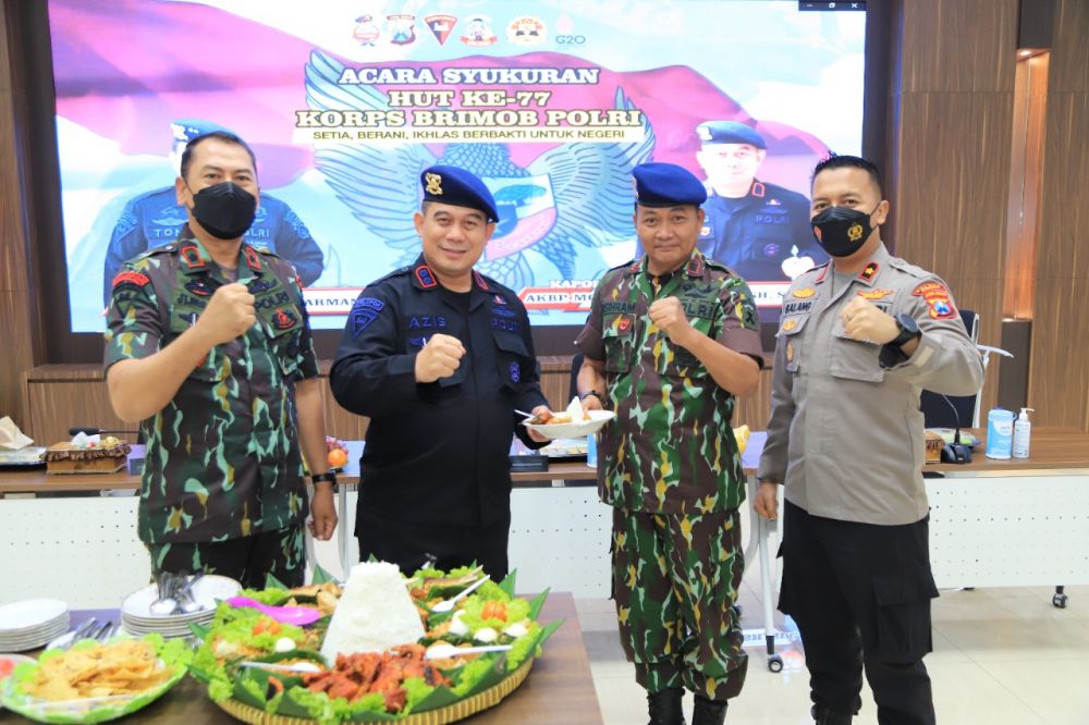 Kapolres Gresik AKBP Mochamad Nur Aziz saat gelar tasyakuran HUT Brimob