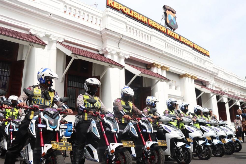 Polrestabes Surabaya dapat apresiasi motor listrik dari PT Molindo