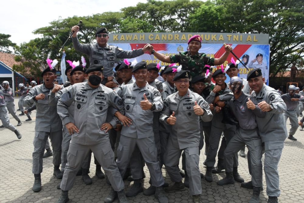 Dankodiklatal Hadiri Penutupan Coast Guard Basic Training Bakamla RI 2022