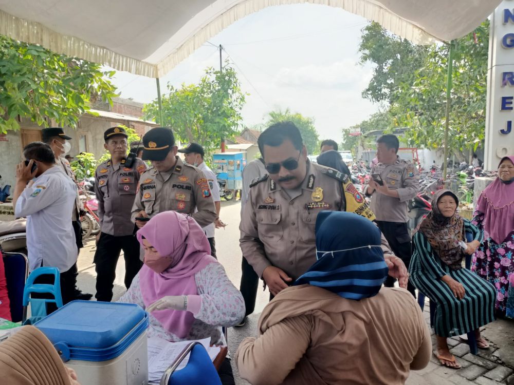 Polres Nganjuk lakukan pencapaian vaksinasi Covid-19