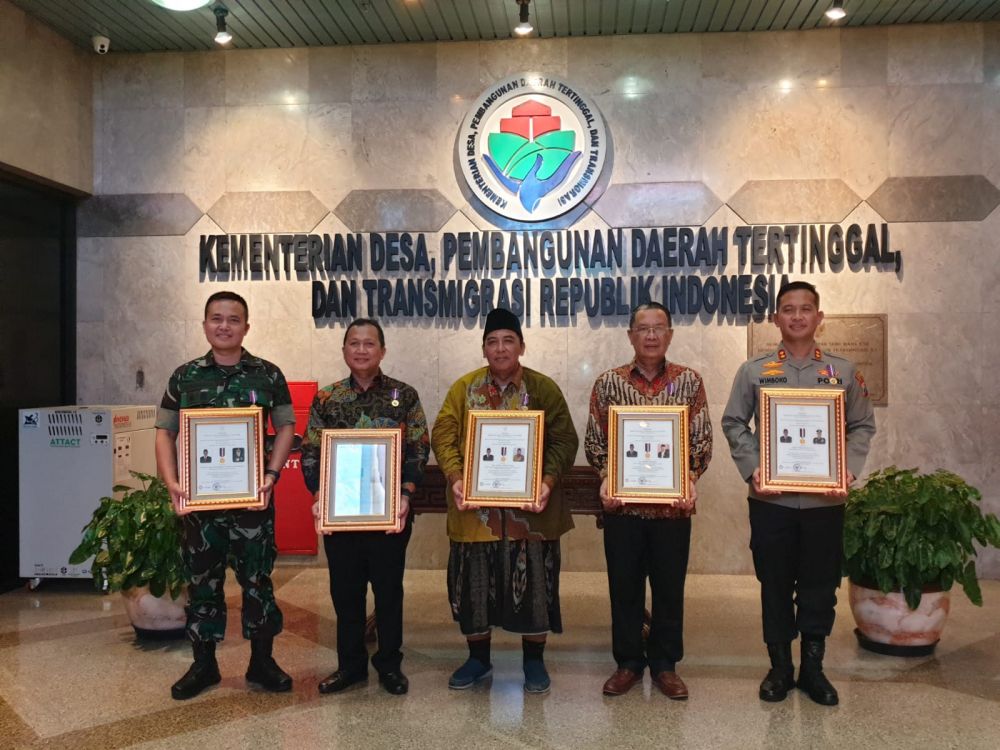 Polres Bondowoso terima penghargaan dari Kementerian PDTT