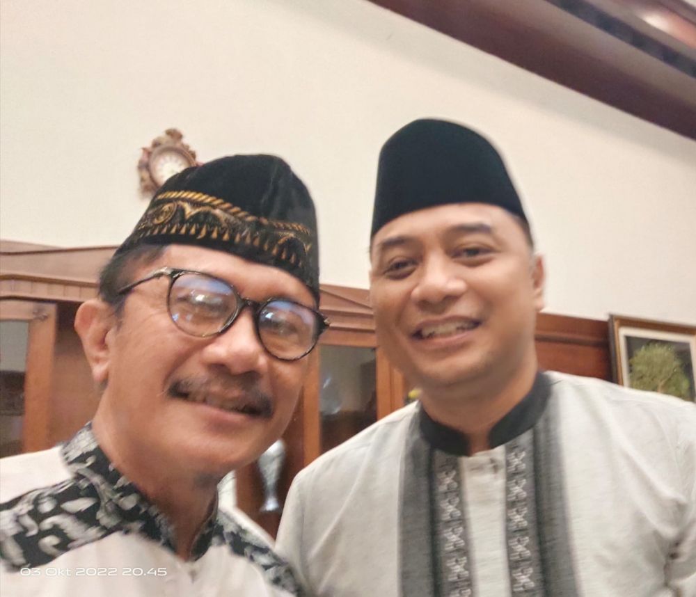 Walikota Surabaya Eri Cahyadi bersama Ketua umum Formas