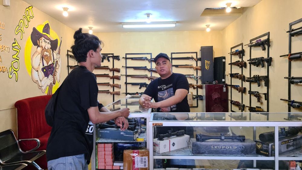 Polrestabes Surabaya awasi distribusi penjualan senapan angin jelang nataru