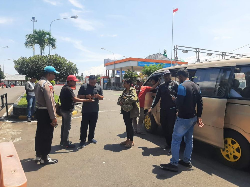 Polres Banyuwangi lakukan pengamanan di pelabuhan dan tempat wisata jelang Nataru