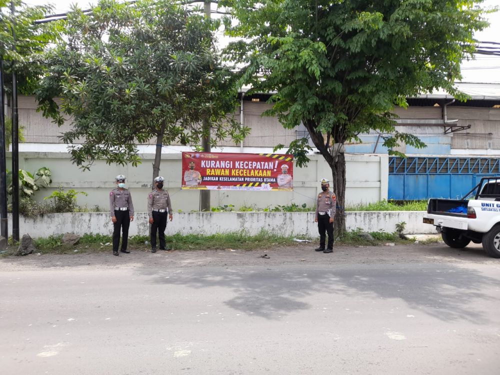 Satlantas Polres Gresik sosialisasi di daerah rawan laka