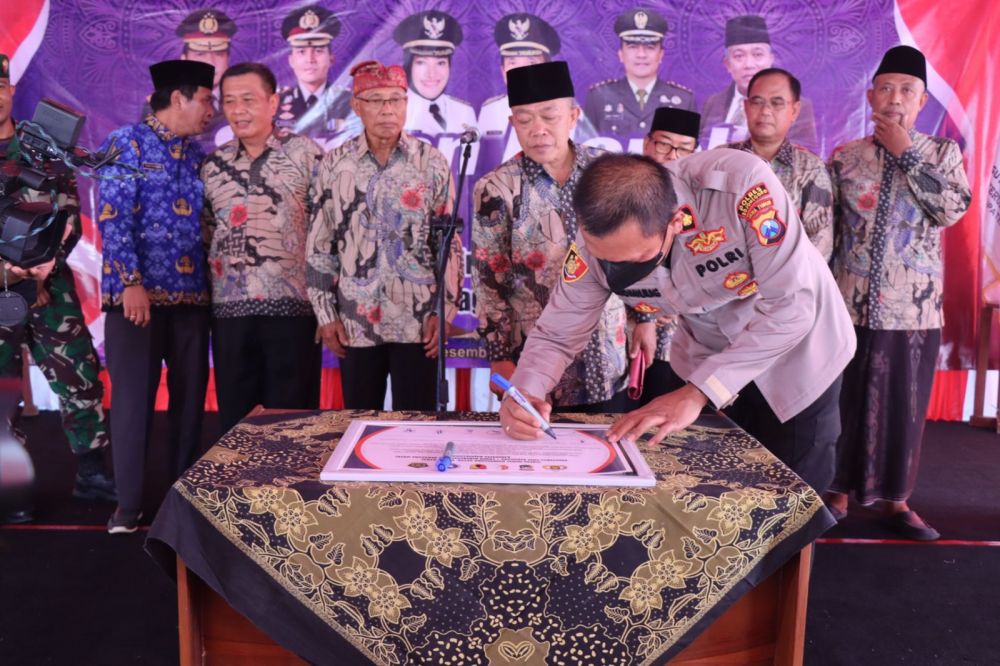 Wakapolres Bojonegoro Kompol David Manurung saat hadiri seruan moral Bojonegoro 