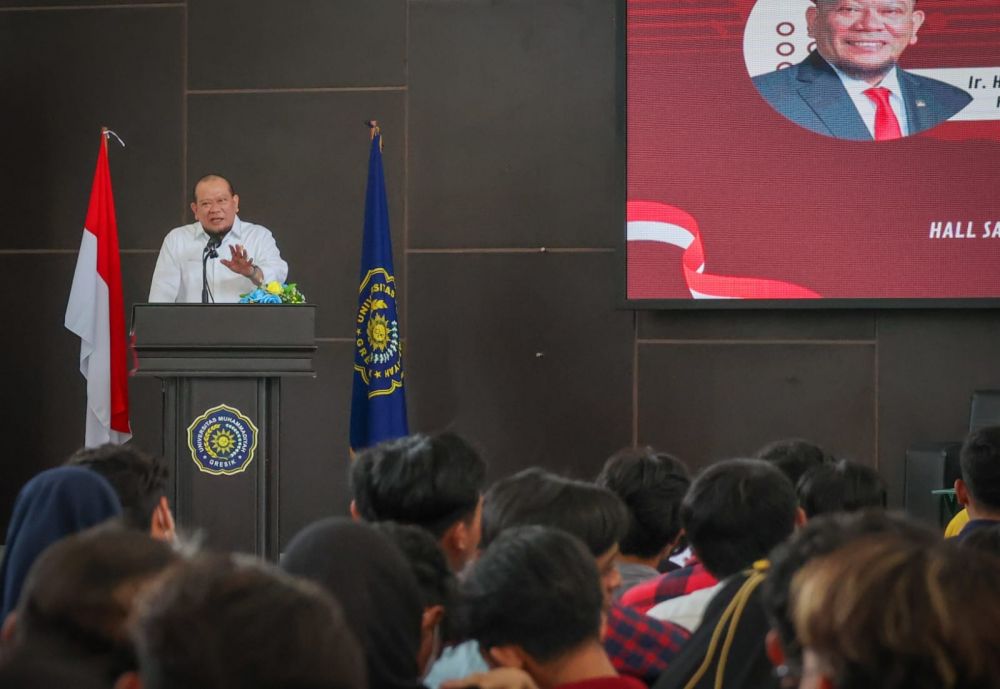 Ketua DPD RI AA LaNyalla Mahmud Mattalitti saat isi kuliah umum di UMG
