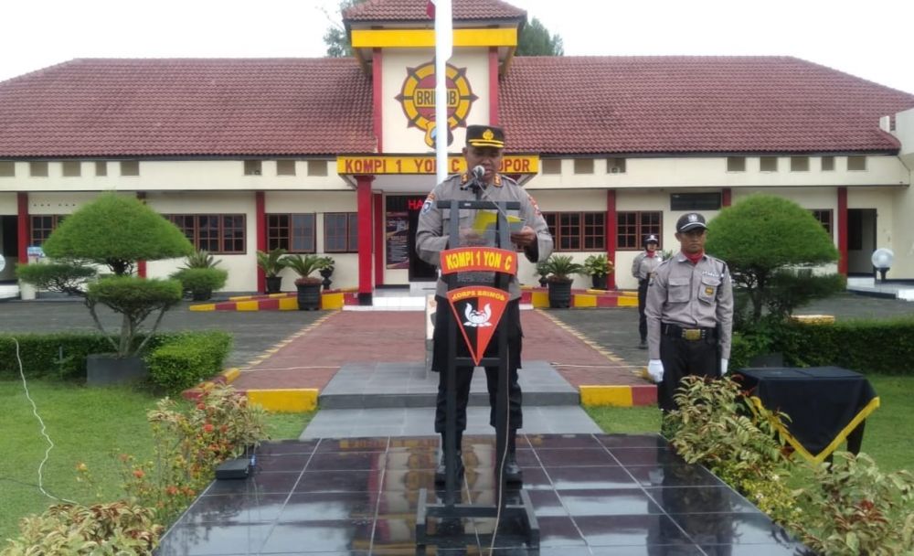 Kasubdit Binsatpam Polsus AKBP Sutiono saat memberikan sambutan