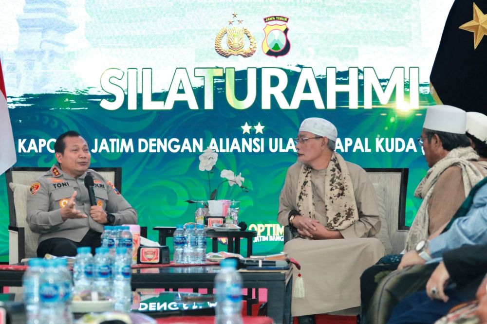Kapolda Jatim Irjen Pol Dr. Toni Harmanto saat terima kunjungan Autada