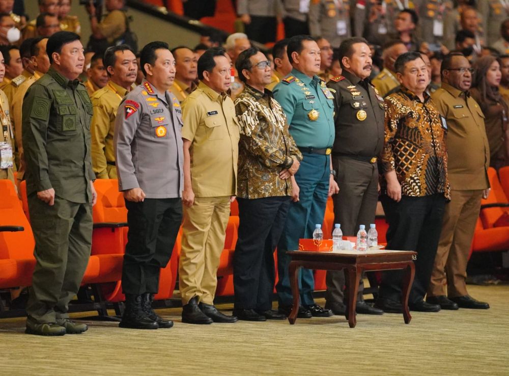 Kapolri Jenderal Listyo Sigit Prabowo bersama Panglima TNI Yudo Margono saat rakor Forkopimda