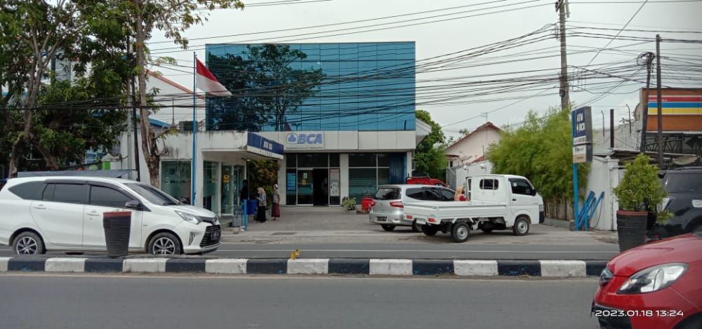Pengakuan Saksi Insiden di ATM Sampang: Tidak Ada Pemukulan Oleh Polisi