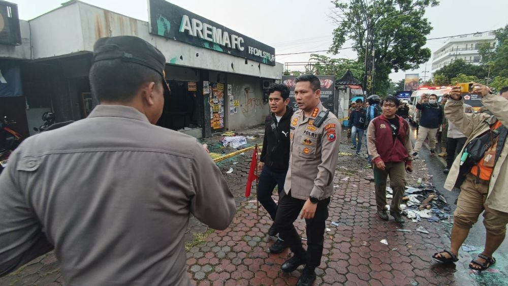 Kapolresta Malang Kota Kombespol Budi Hermanto turun ke lokasi kejadian