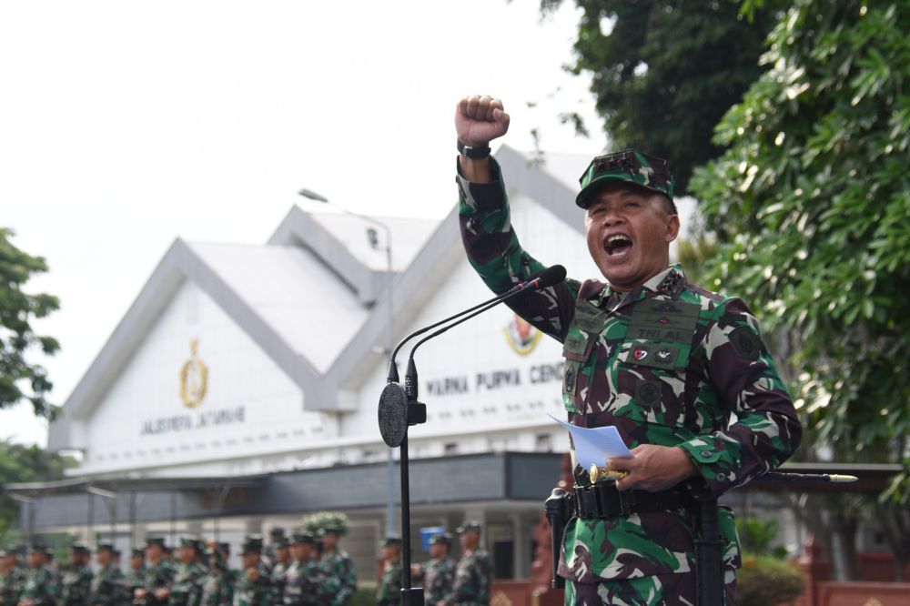 Dankodiklatal Letjen TNI Marinir Suhartono