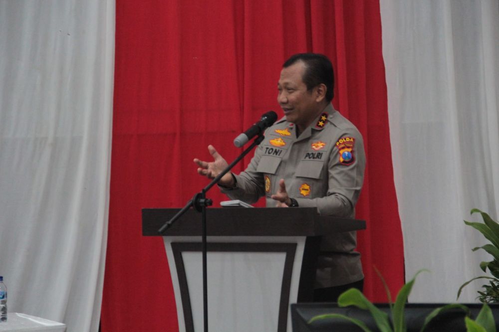 Kapolda Jatim Irjen Pol Dr. Toni Harmanto saat memberikan sambutan