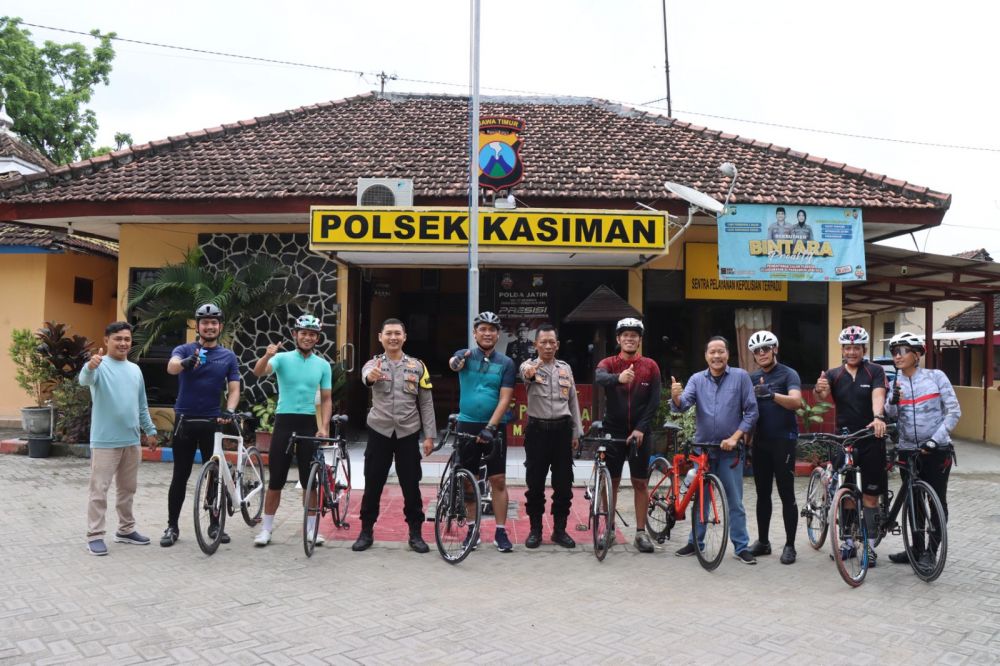 Polres Bojonegoro kunjungan ke Polsek jajaran sambil gowes