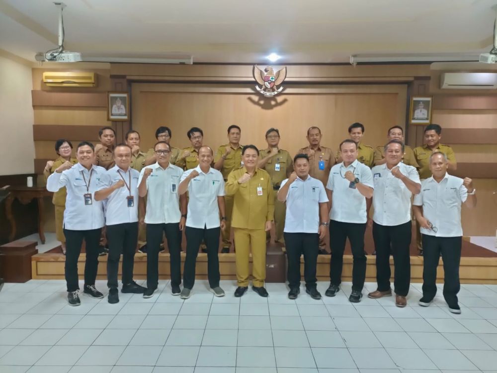 Kadivre Jatim Amas Wijaya kunjungan ke kantor Dishut Jatim