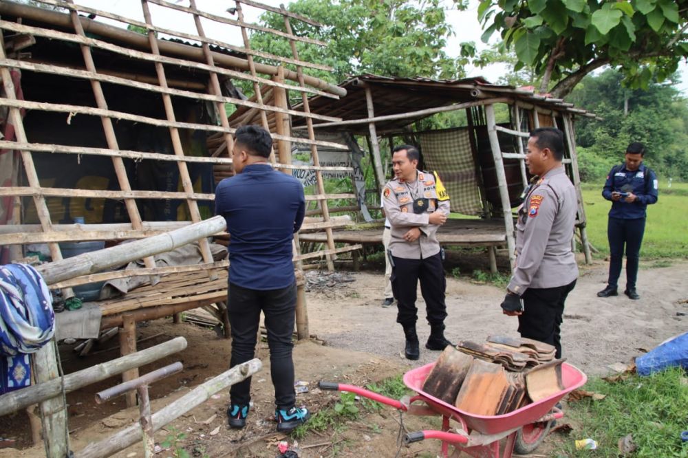 Kapolres Bangkalan AKBP Wiwit Ari Wibowo saat tinjau Rutilahu