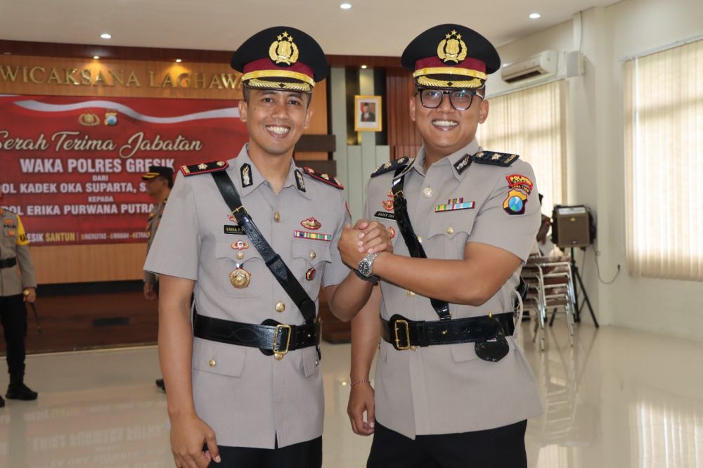 Kapolres Gresik Gelar Sertijab Wakapolres
