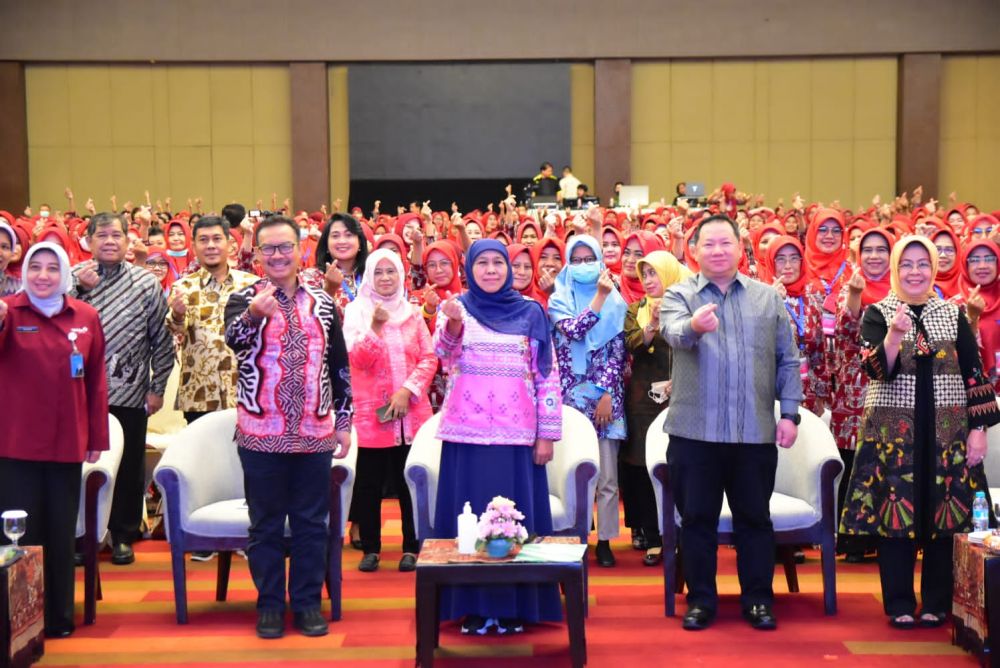 1000 bidan ikuti program edukasi dan intervensi