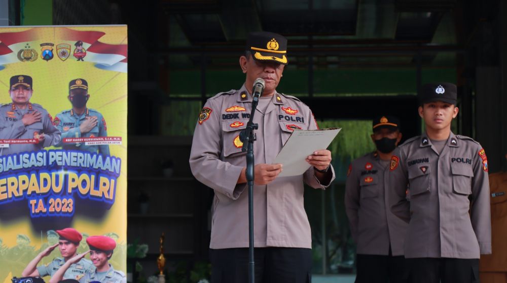 Kabag SDM Kompol Dedik Winardi sosialisasi terkait penerimaan anggota Polri