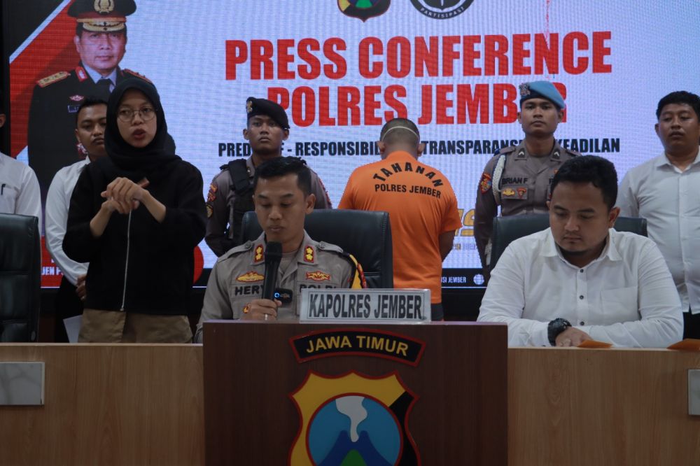 Tersangka penyebar berita hoax diamankan Polres Jember