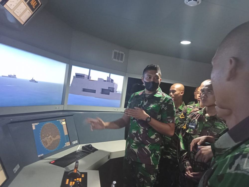 Siswa Dikmaba TNI AL lattek jaga laut Puslatlekdalsen