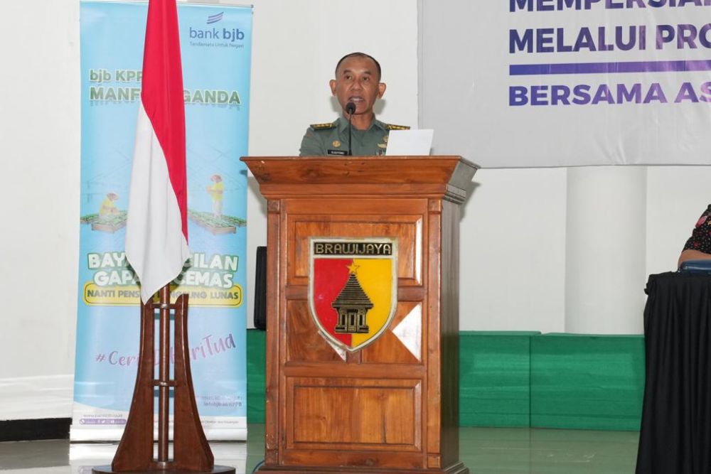 Kasrem 084/BJ Kolonel Inf H. Sugiyono saat memberikan sambutan 