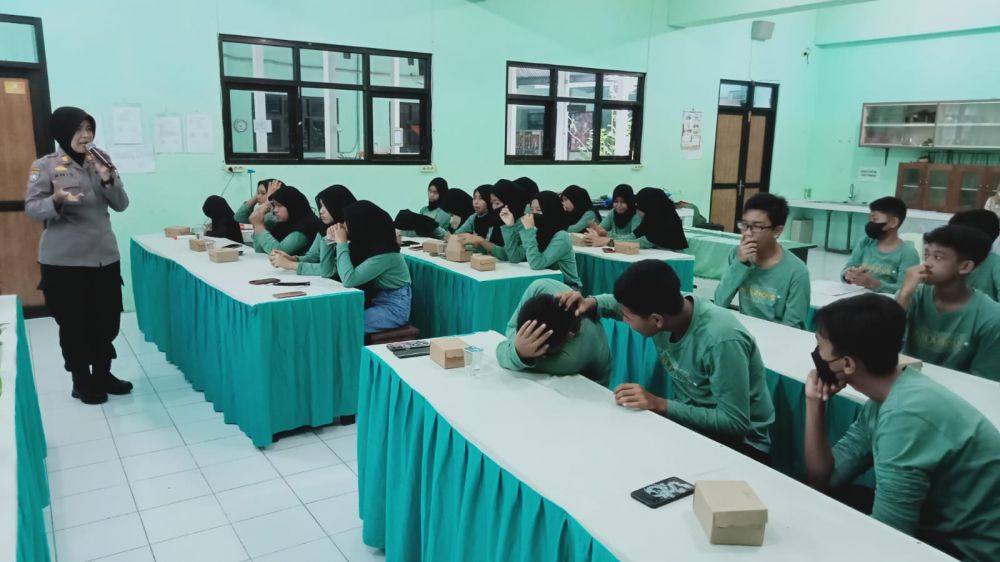 Polres Madiun Kota lakukan sosialisasi ke sekolah terkait bullying