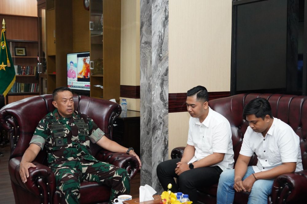 Danrem 084/BJ Brigjen TNI Terry Tresna Purnama saat terima silaturahmi PMII