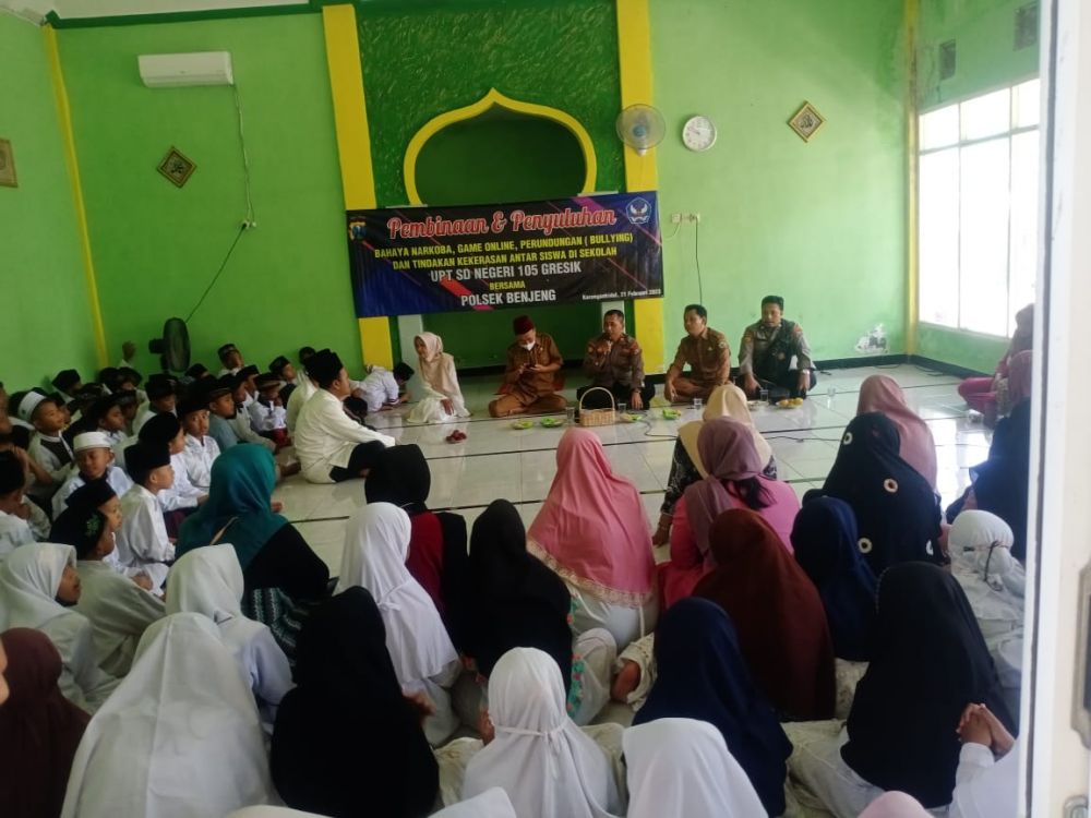 Polsek Benjeng lakukan sosialisasi ke siswa SD terkait bahaya Narkoba, bullying dan game Online