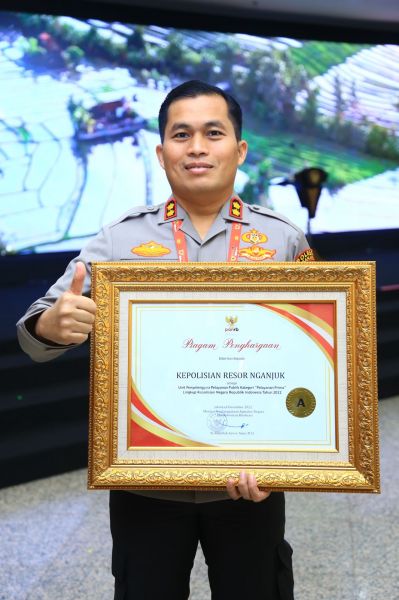Kapolres Nganjuk AKBP Muhammad terima penghargaan dari Kemenpan RB