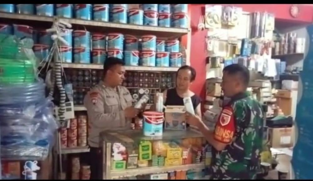 Jelang Ramadhan, Polresta Malang Kota Patroli Dialogis di Toko Bahan Kimia