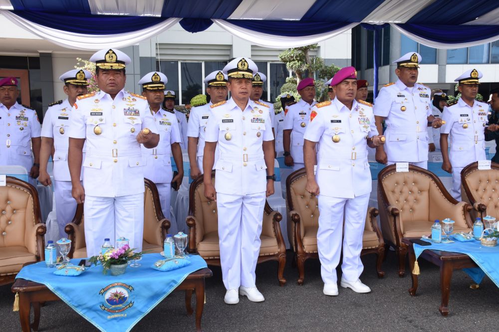 Wadan Kodiklatal Hadiri Momen Serah Terima Jabatan Pangkoarmada ll