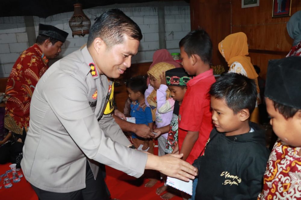 Kapolres Nganjuk AKBP Muhammad peduli Stunting di Cangkrukan Kamtibmas