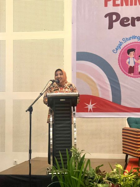 Kepala Perwakilan BKKBN Jatim Maria Ernawati