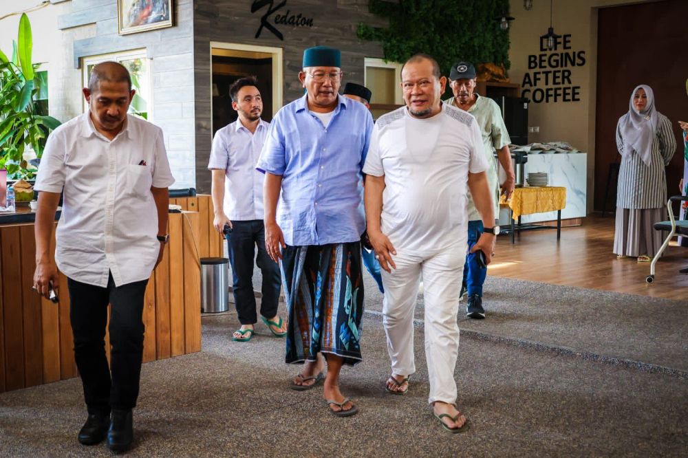 Ketua DPD RI AA LaNyalla Mahmud Mattalitti saat reses di Pamekasan Madura