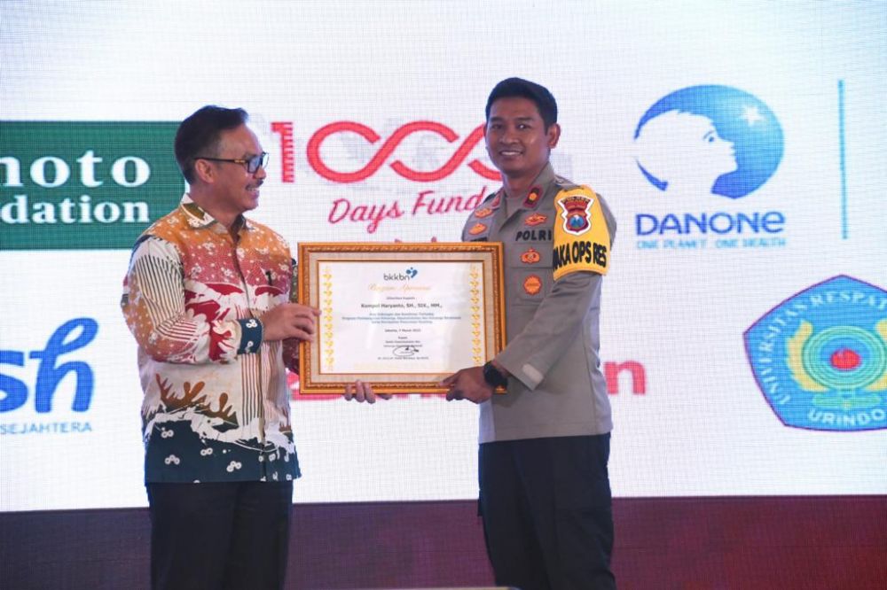 BKKBN berikan penghargaan Polres Ngawi terkait Bangga Kencana dan Penurunan Stunting