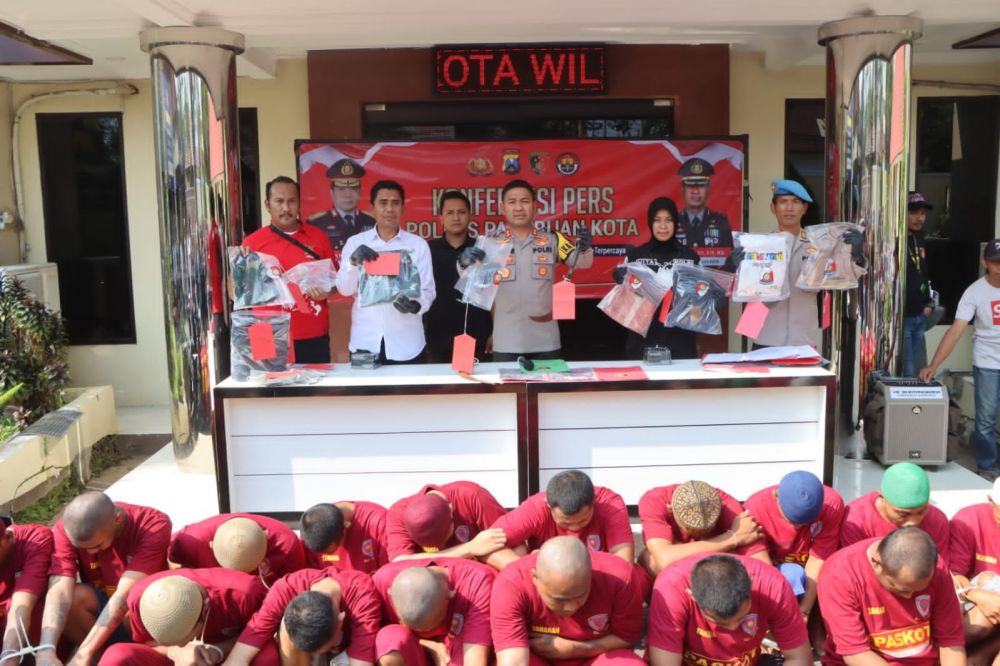 Polres Pasuruan Kota amankan 19 tersangka dan barang buktinya