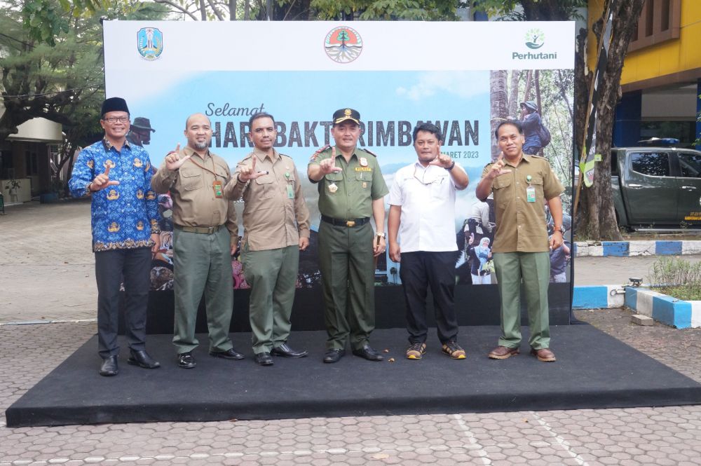 Perum Perhutani Divre Jatim peringati HUT Rimbawan ke-40